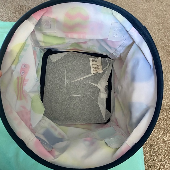 Thirty-One - Picture 2 of 2